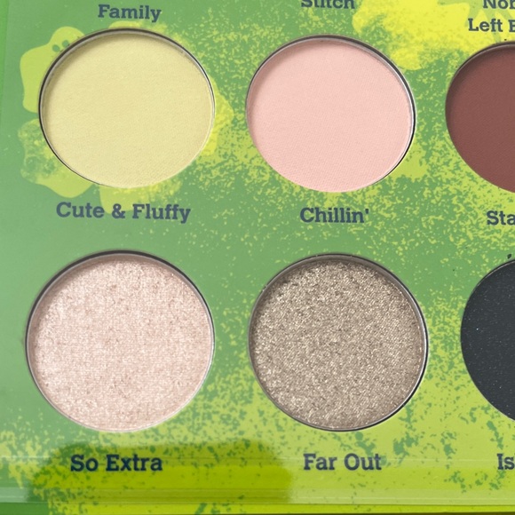 NEW! Stitch Eyeshadow Palette - Picture 8 of 16